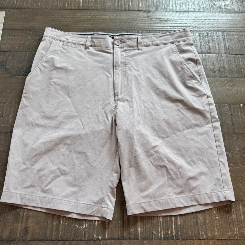 Johnnie-O Men's Performance Shorts Size 36 JMSH1410 Gray Golf Preppy JohnnieO